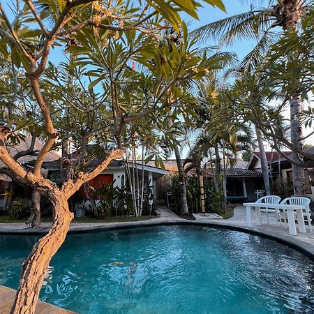 Coconut Dream Hotell Gili Trawangan Exteriör bild