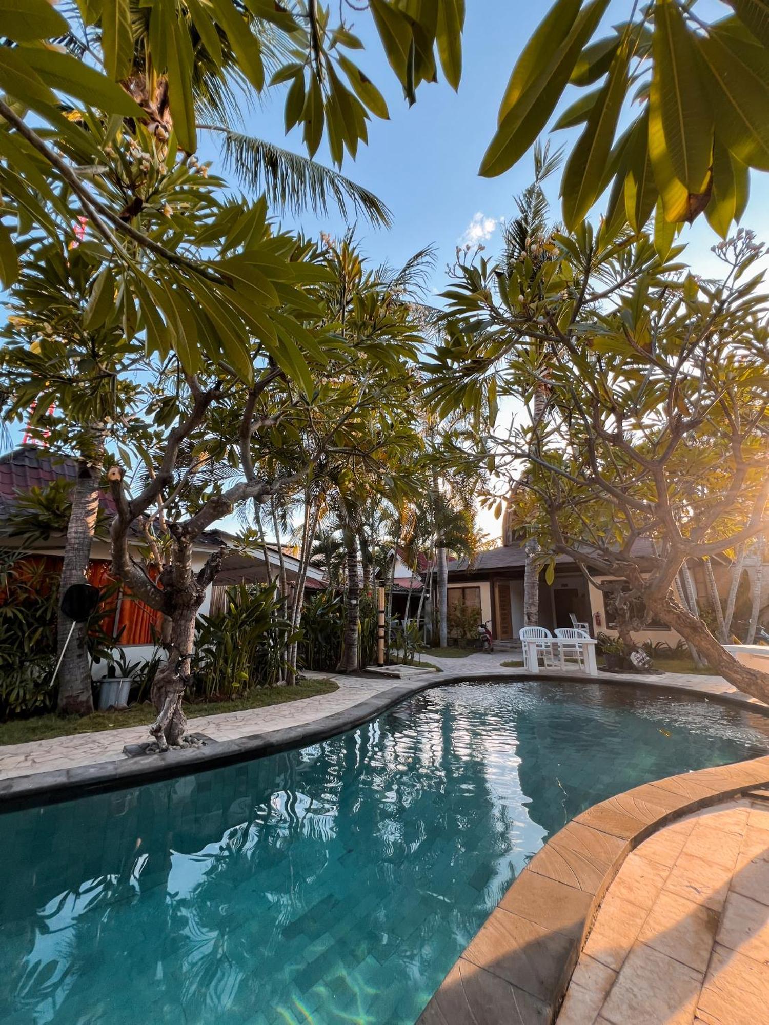 Coconut Dream Hotell Gili Trawangan Exteriör bild